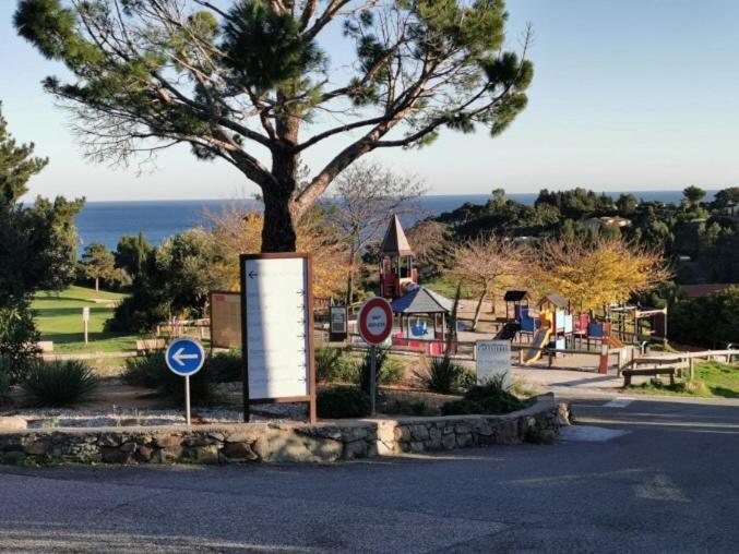 Saint Raphael, Cap Esterel Le Hameau. Vue Mer Saint-Raphael (Var) Exterior foto